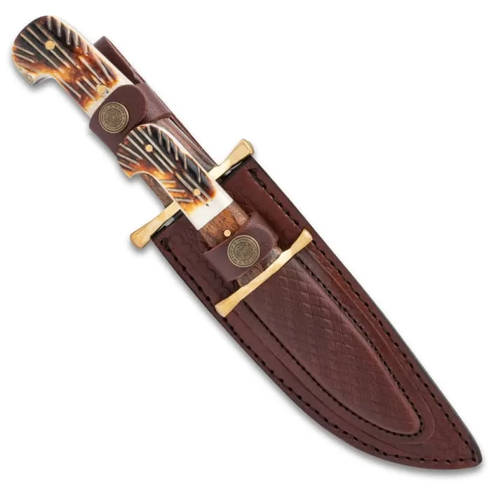 Timber Wolf Bison Plains Two-Piece Set With Twin Sheath - Blued Carbon Steel Blades, Walnut Wood And Bone Handles - Image 2