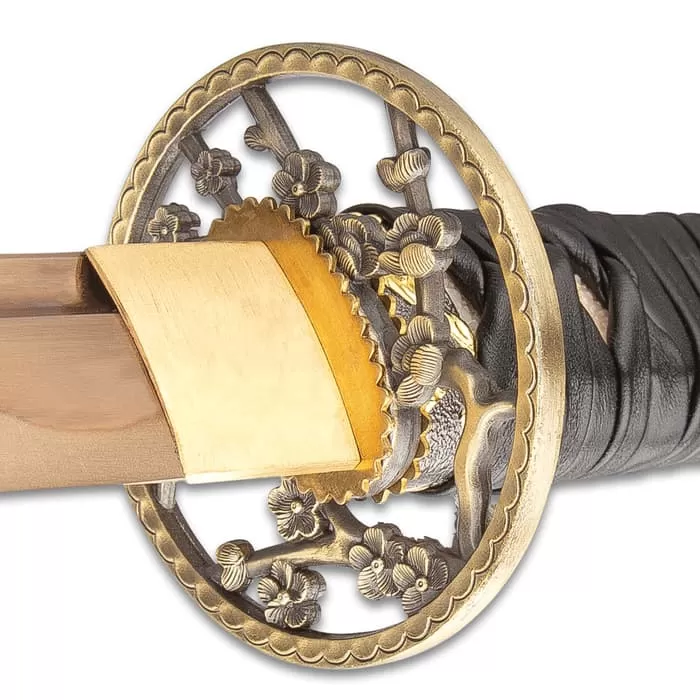 Shinwa Dogwood Flower Katana With Scabbard - 1045 Carbon Steel Blade, Cast Metal Alloy Tsuba, Brass Habaki, Genuine Rayskin - Length 39 1/2β - Image 3