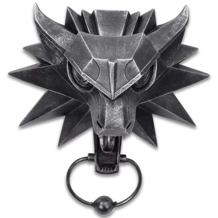 Wolf Door Knocker - High-Quality Resin Construction, Meticulous Detail, Metal Hanging Plate - Dimensions 7βX 8βX 4 1/2β - Image 4